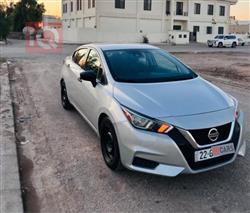 نيسان فيرسا